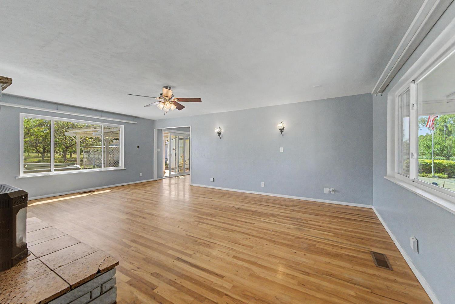 1458 Gilstrap Avenue