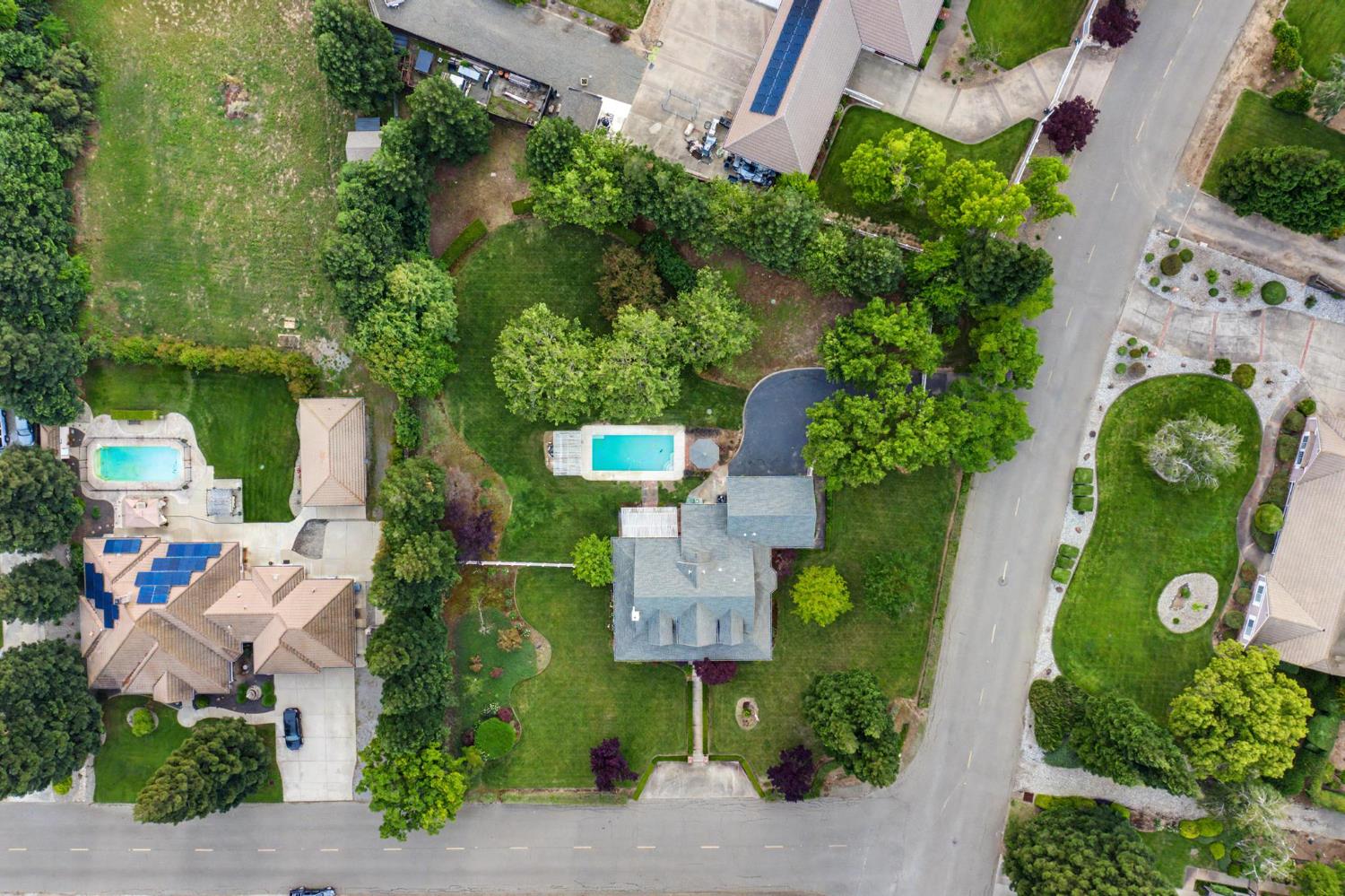 739 Saddleback Drive