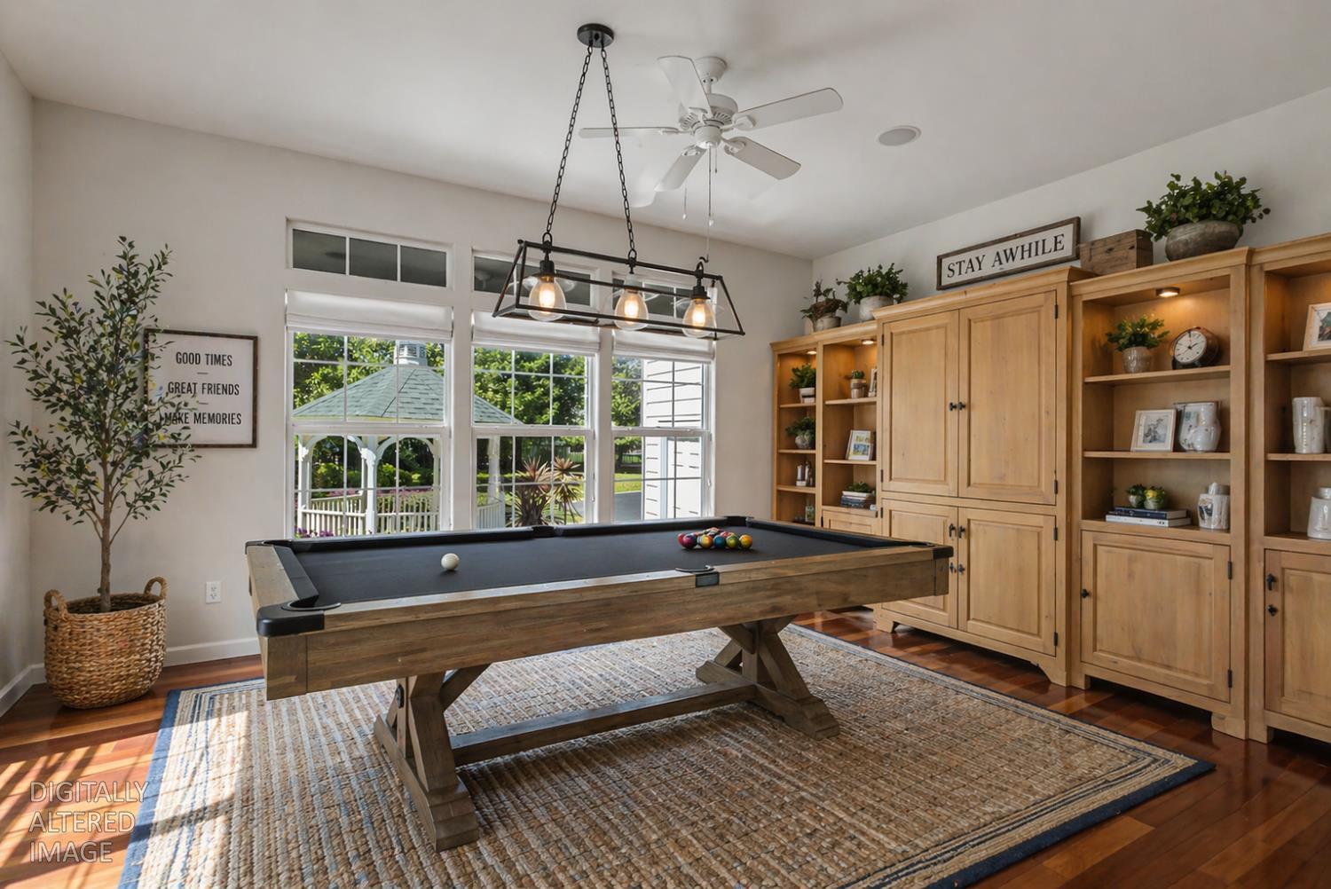739 Saddleback Drive