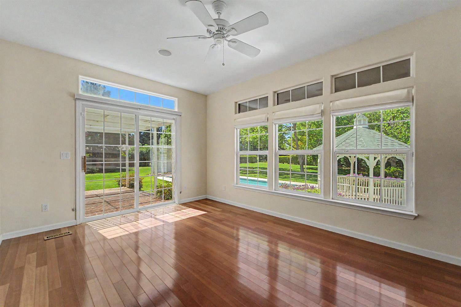 739 Saddleback Drive