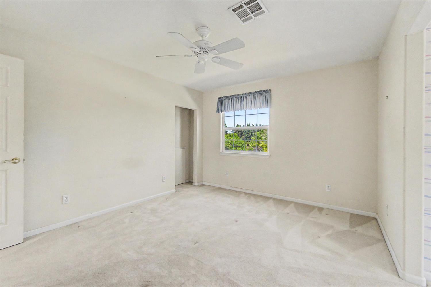 739 Saddleback Drive