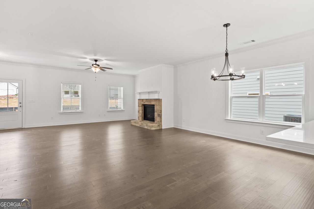 319 Summerville Lane