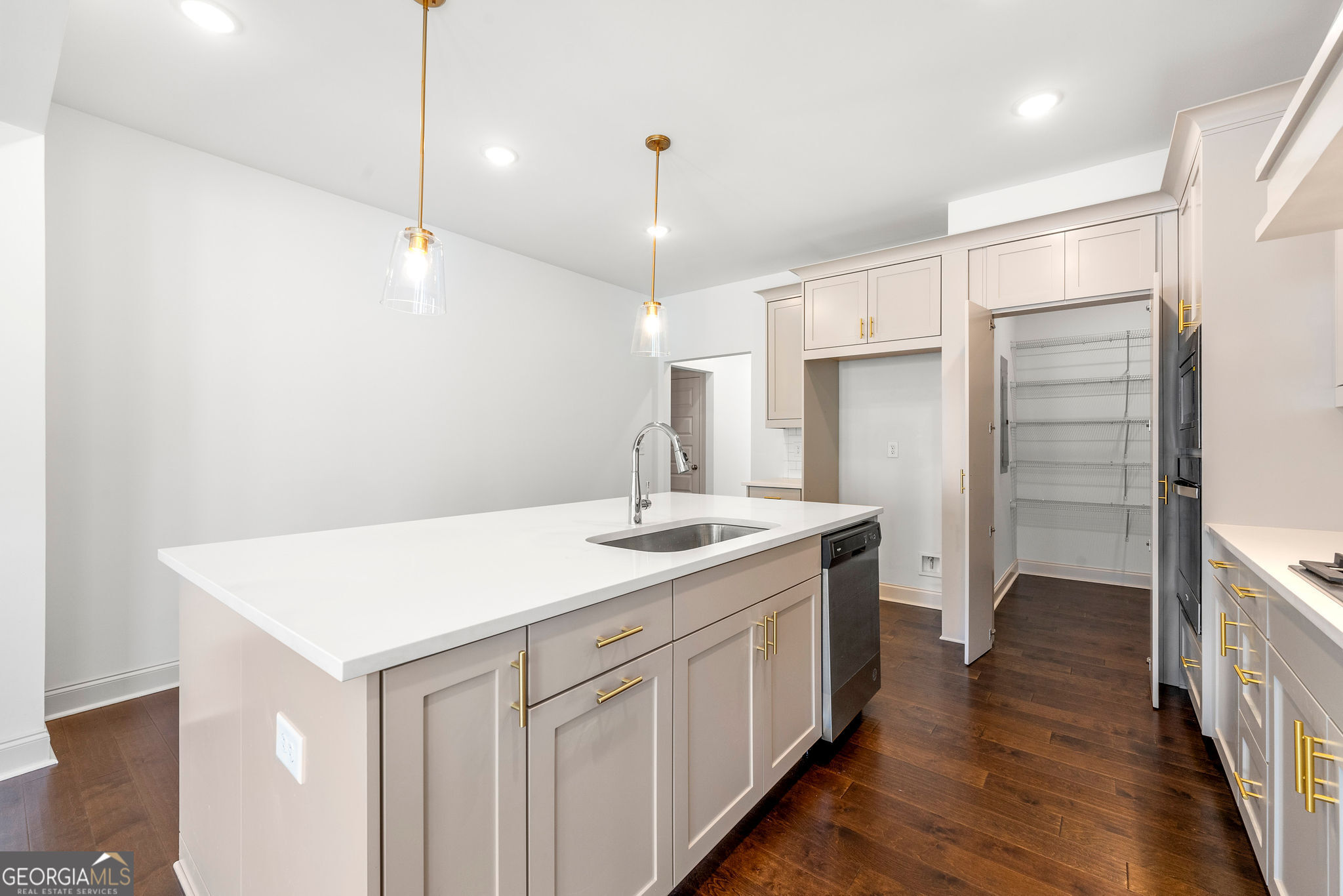 236 Westpark