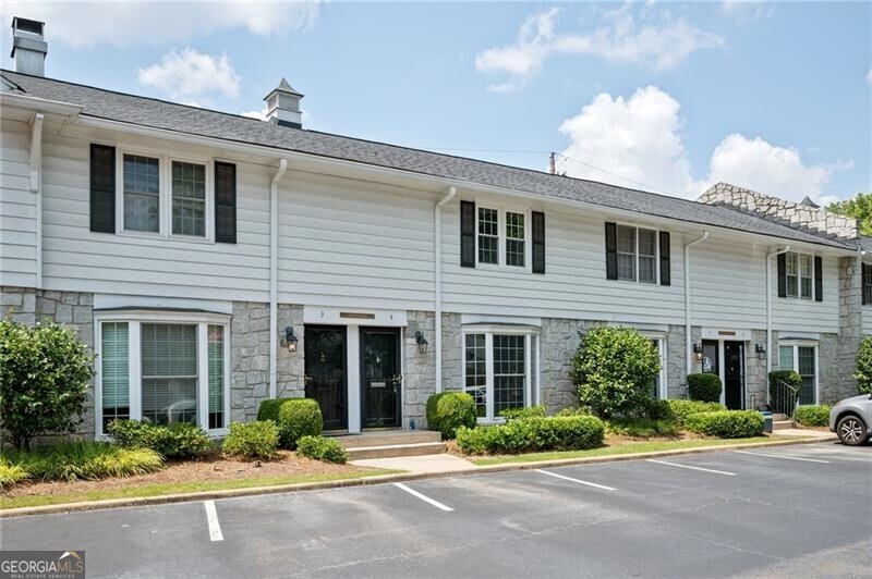 136 Peachtree Memorial Drive NW Unit: PA4