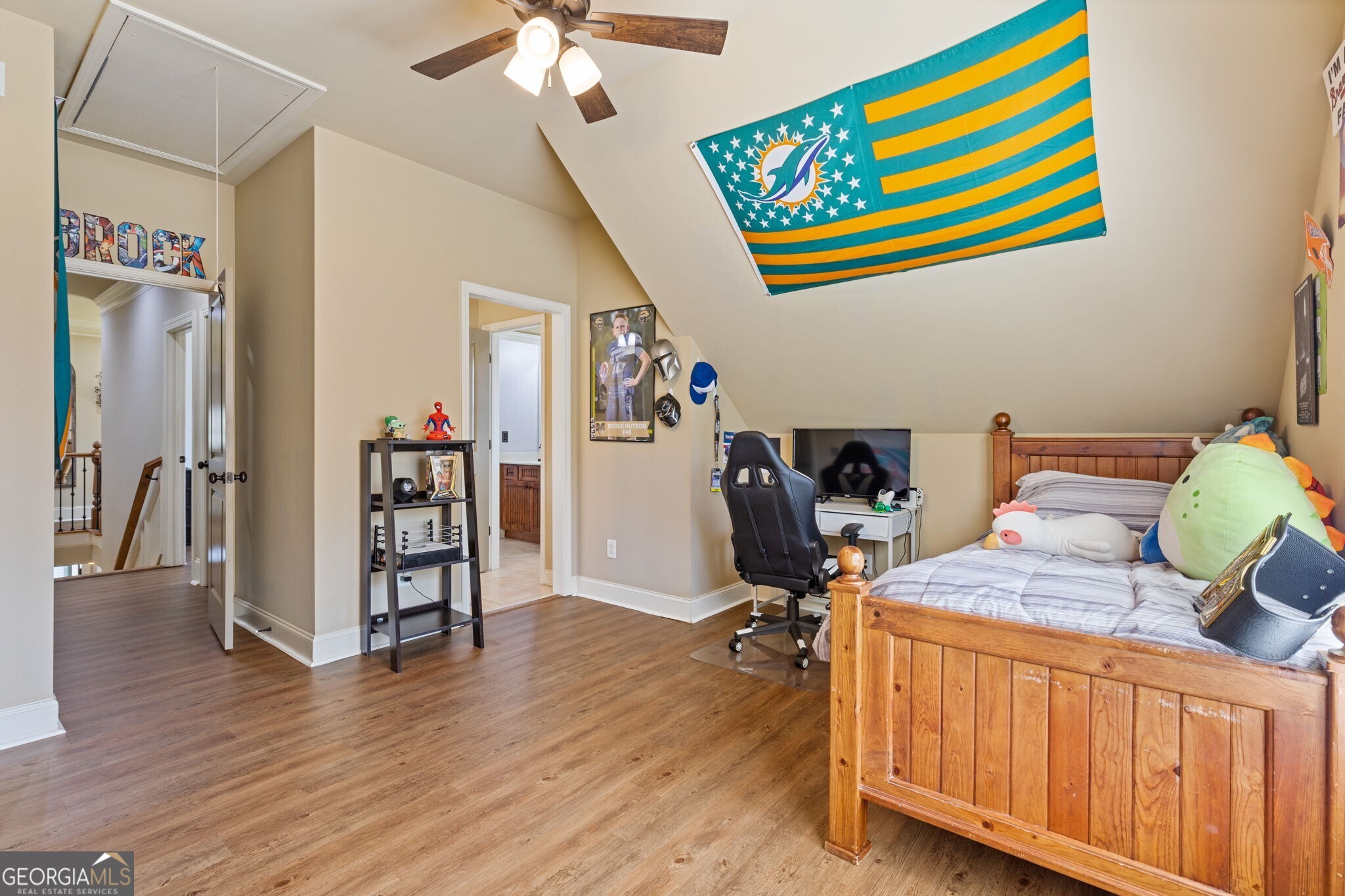 8775 Mica Creek