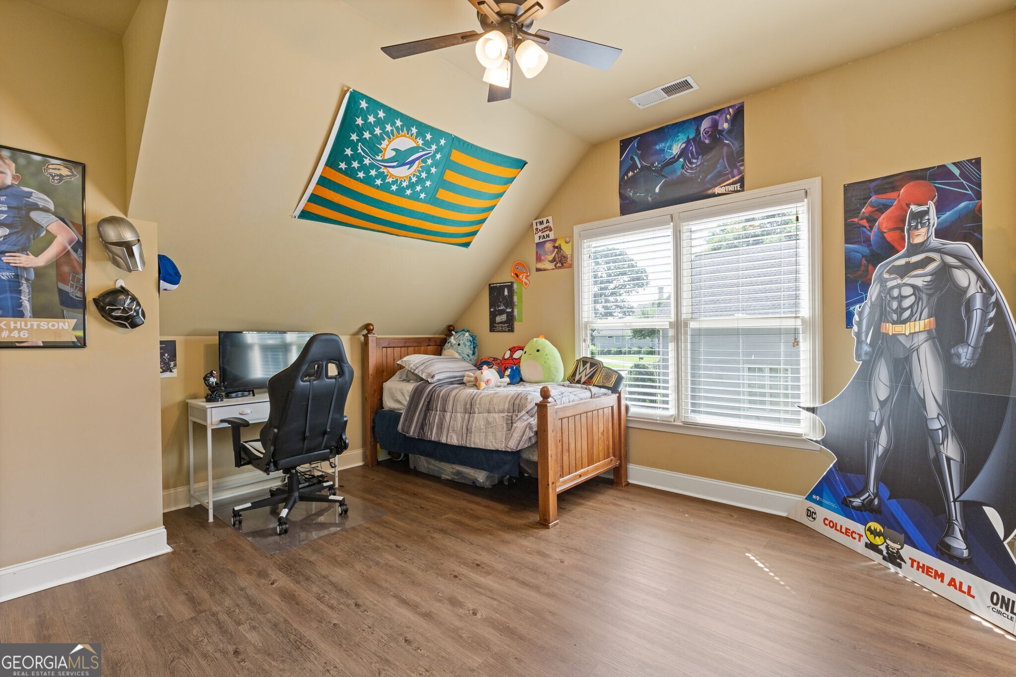 8775 Mica Creek