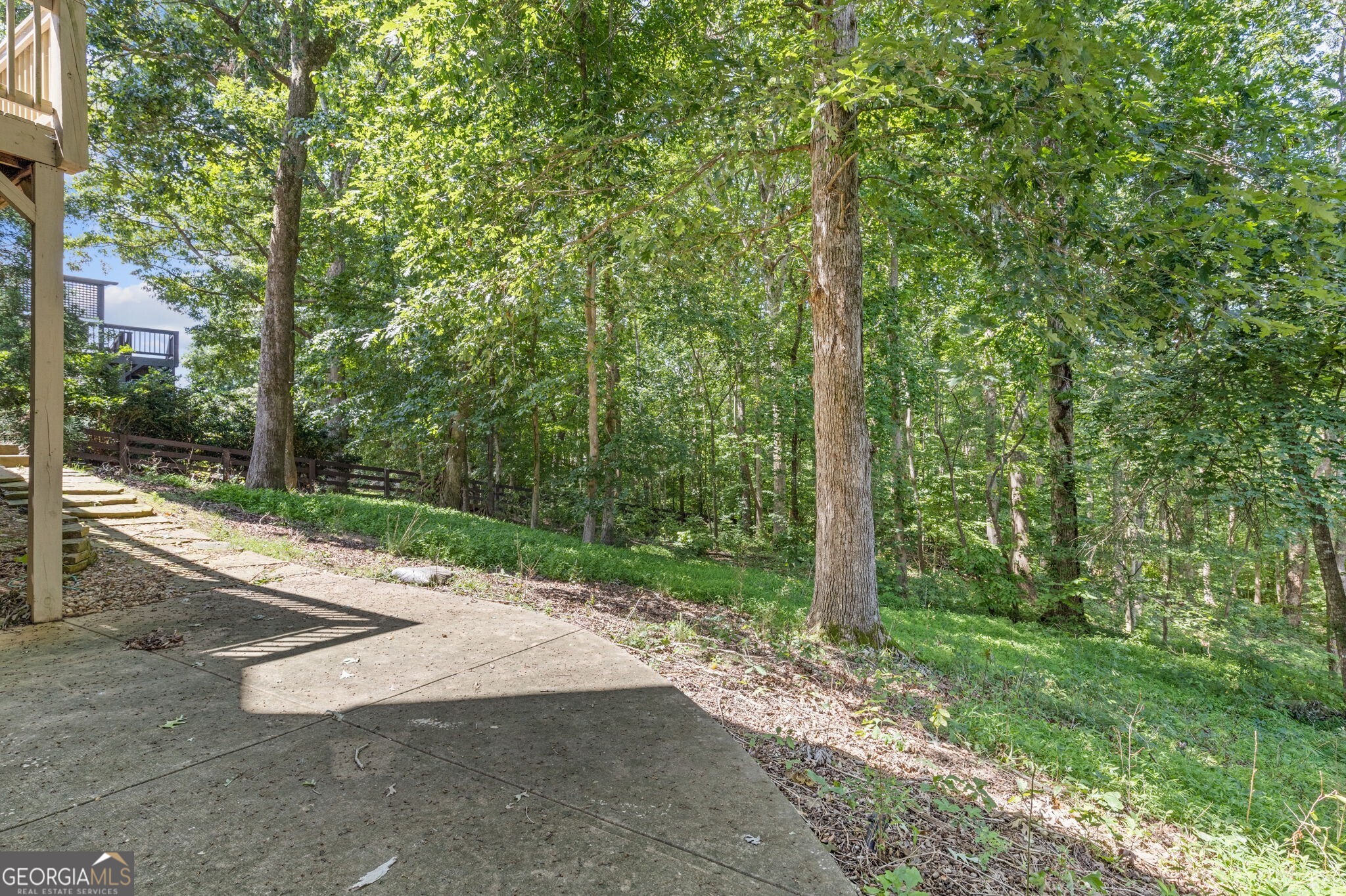 8775 Mica Creek