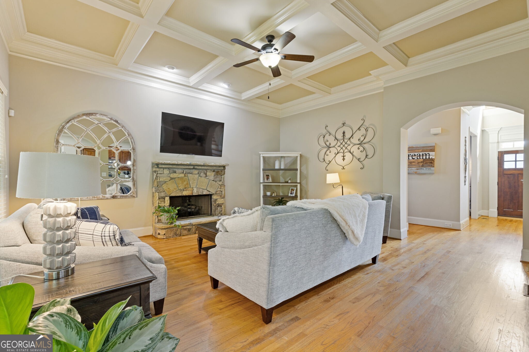 8775 Mica Creek