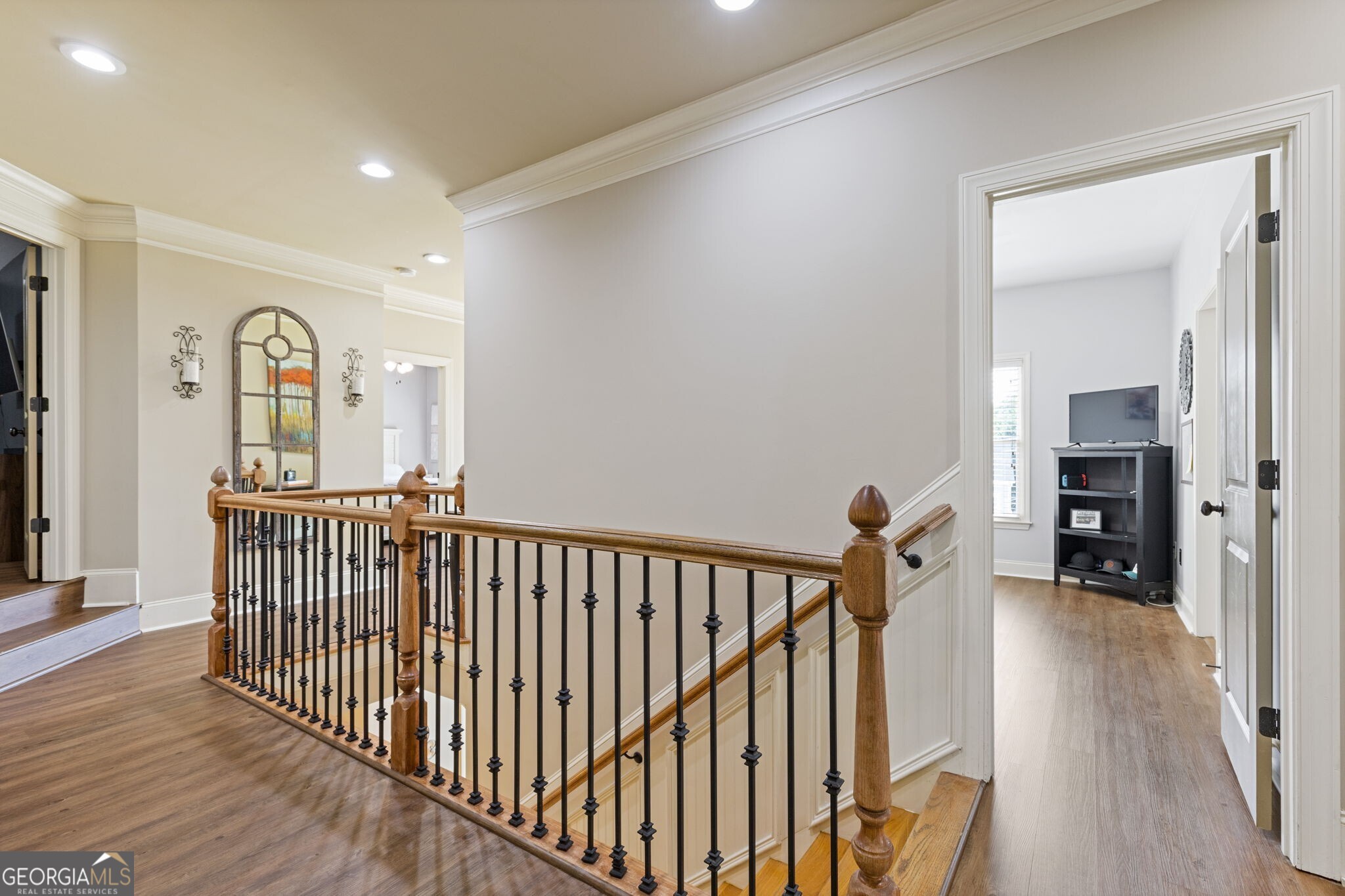 8775 Mica Creek