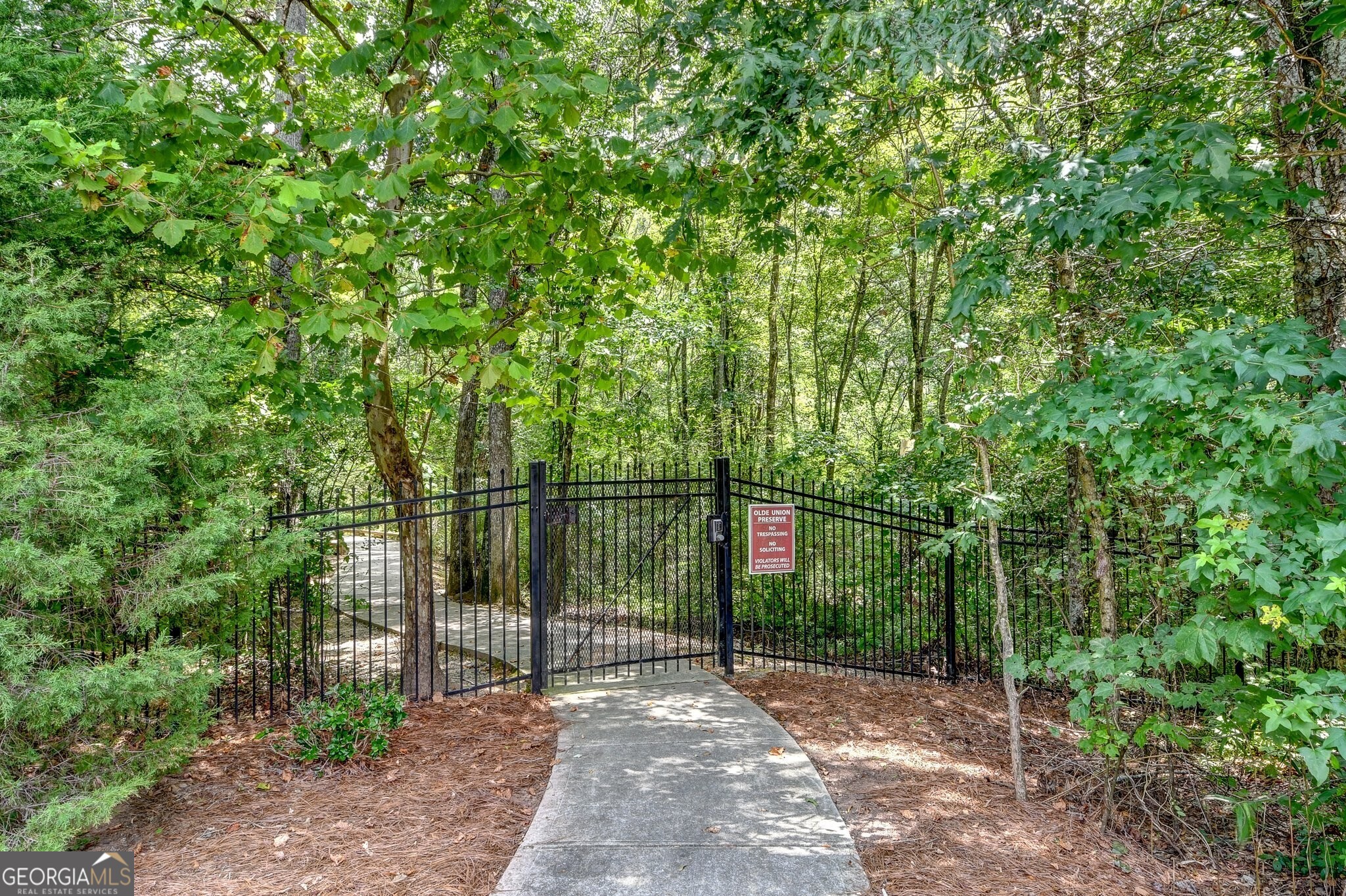5335 Fairmont Glen