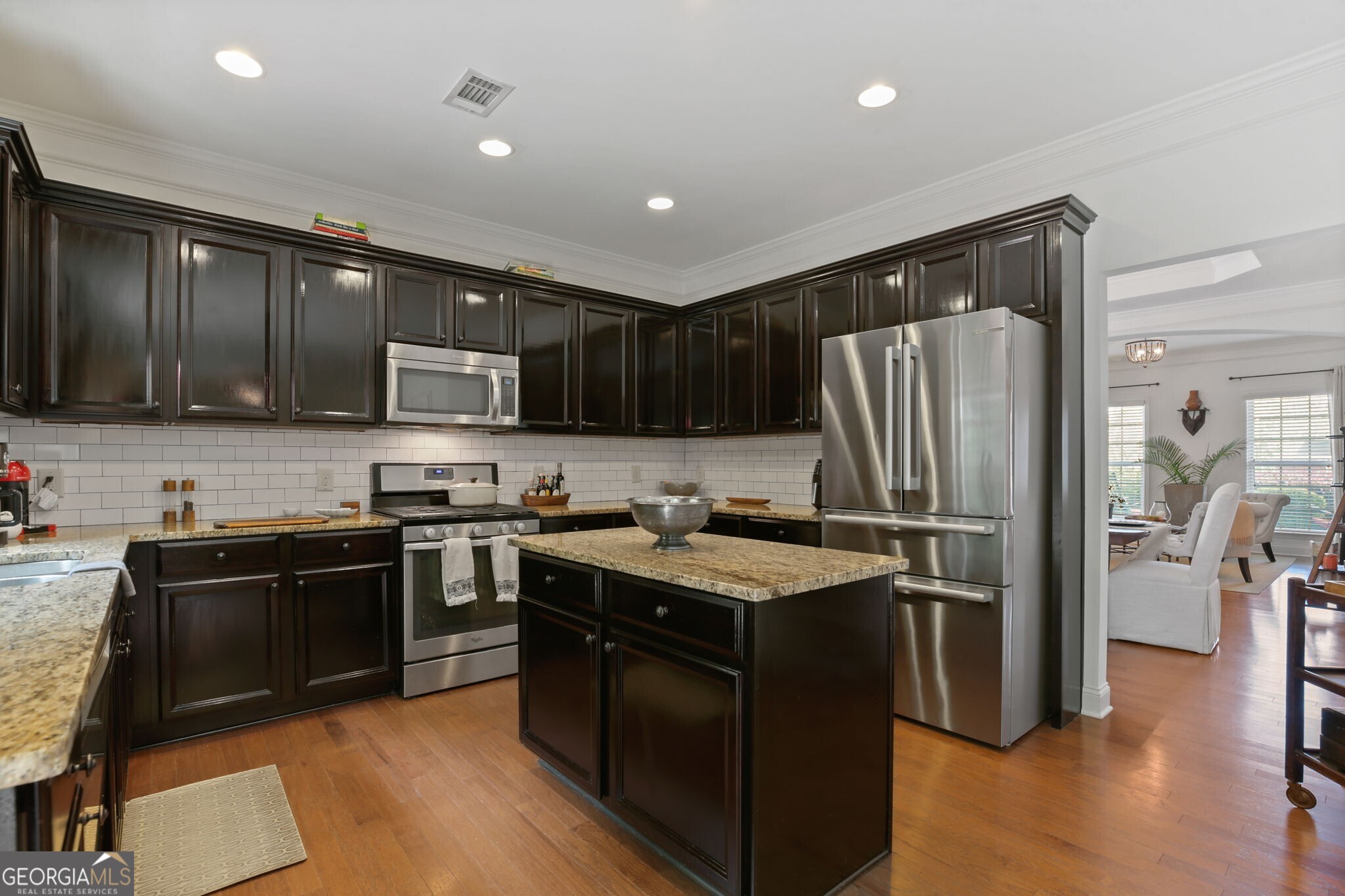 5335 Fairmont Glen