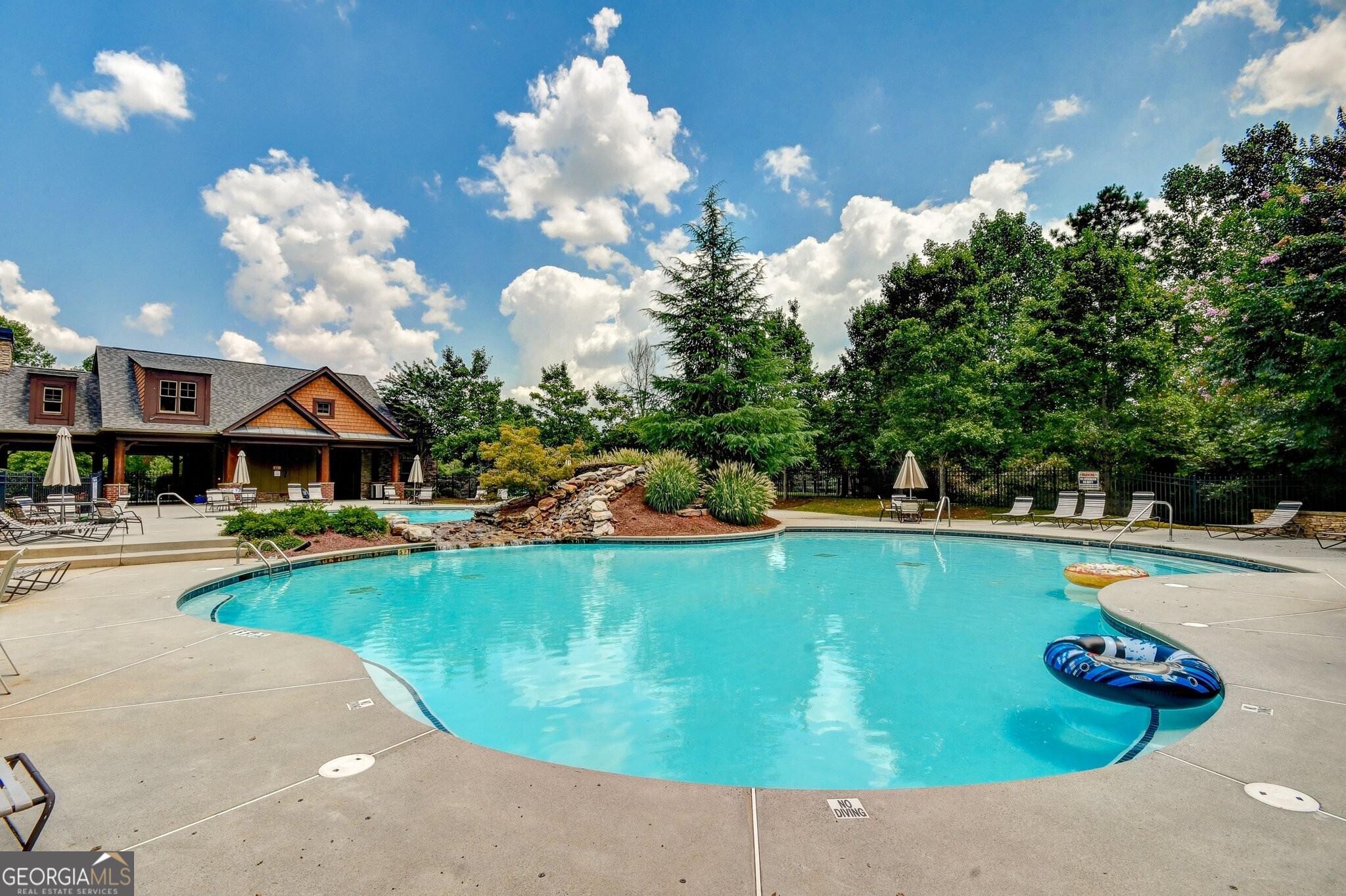 5335 Fairmont Glen