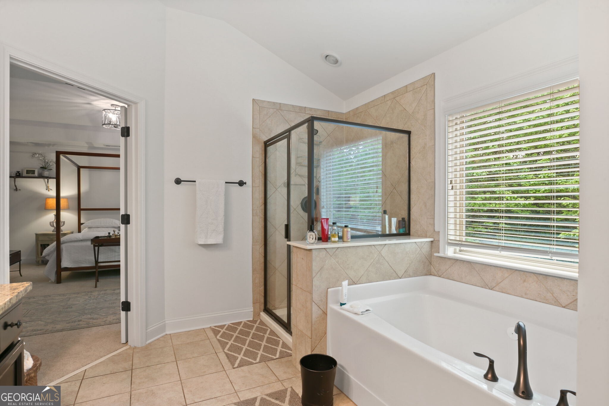 5335 Fairmont Glen