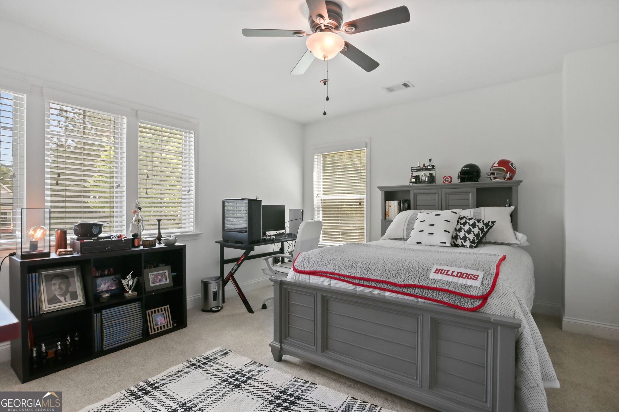 5335 Fairmont Glen