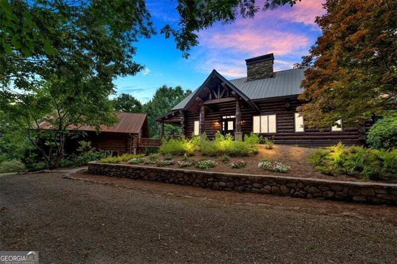1355 White Road