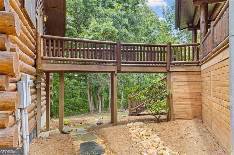 1355 White Road