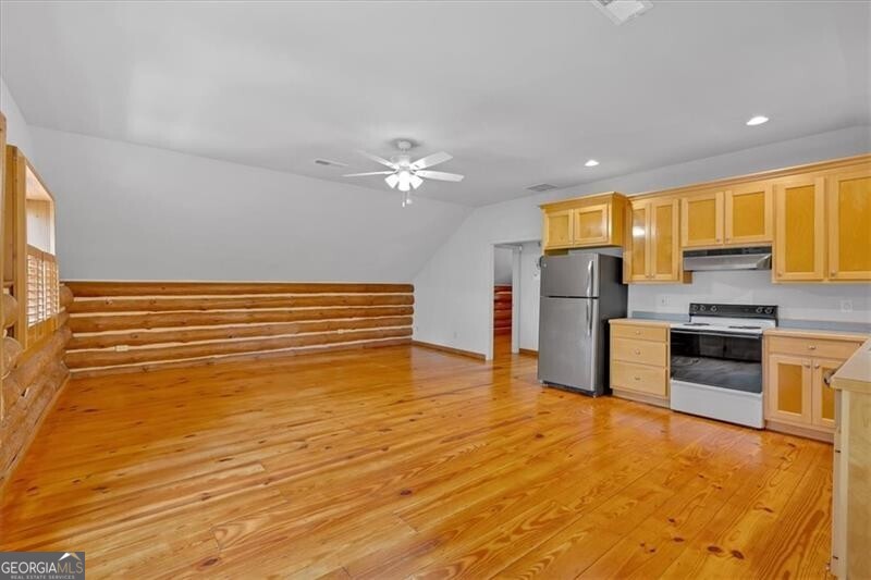 1355 White Road
