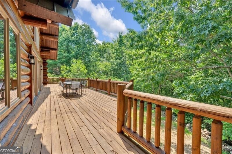 1355 White Road