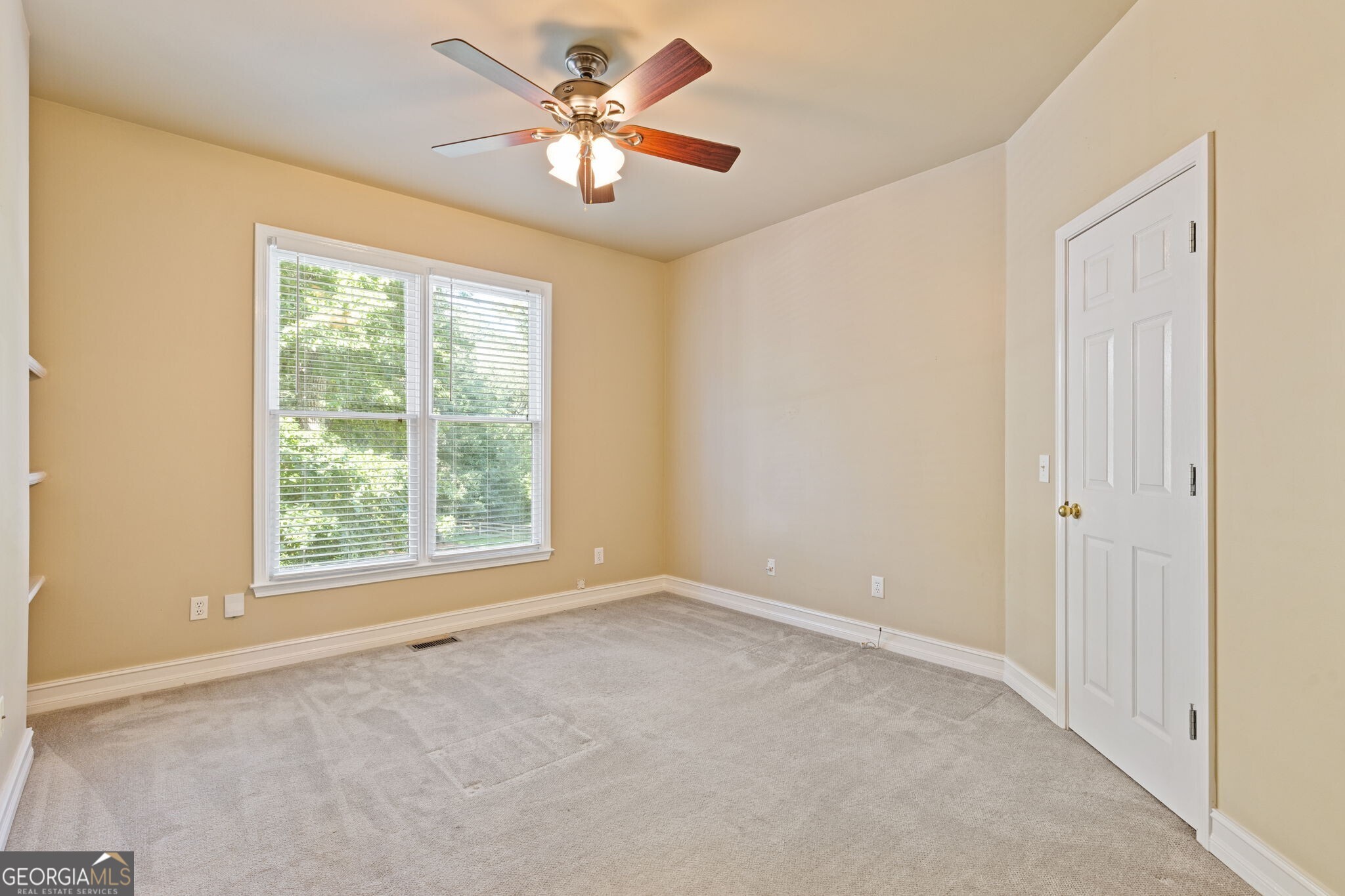 7465 Northampton Court