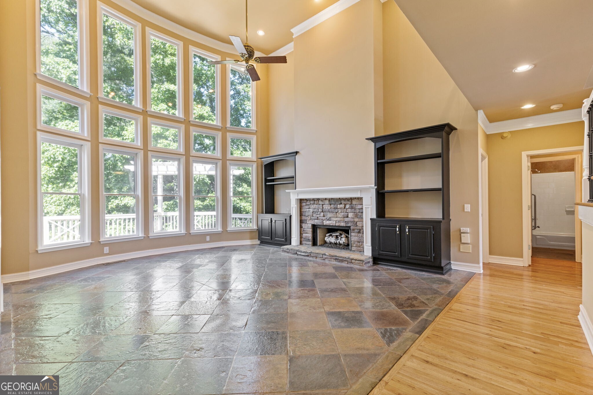 7465 Northampton Court