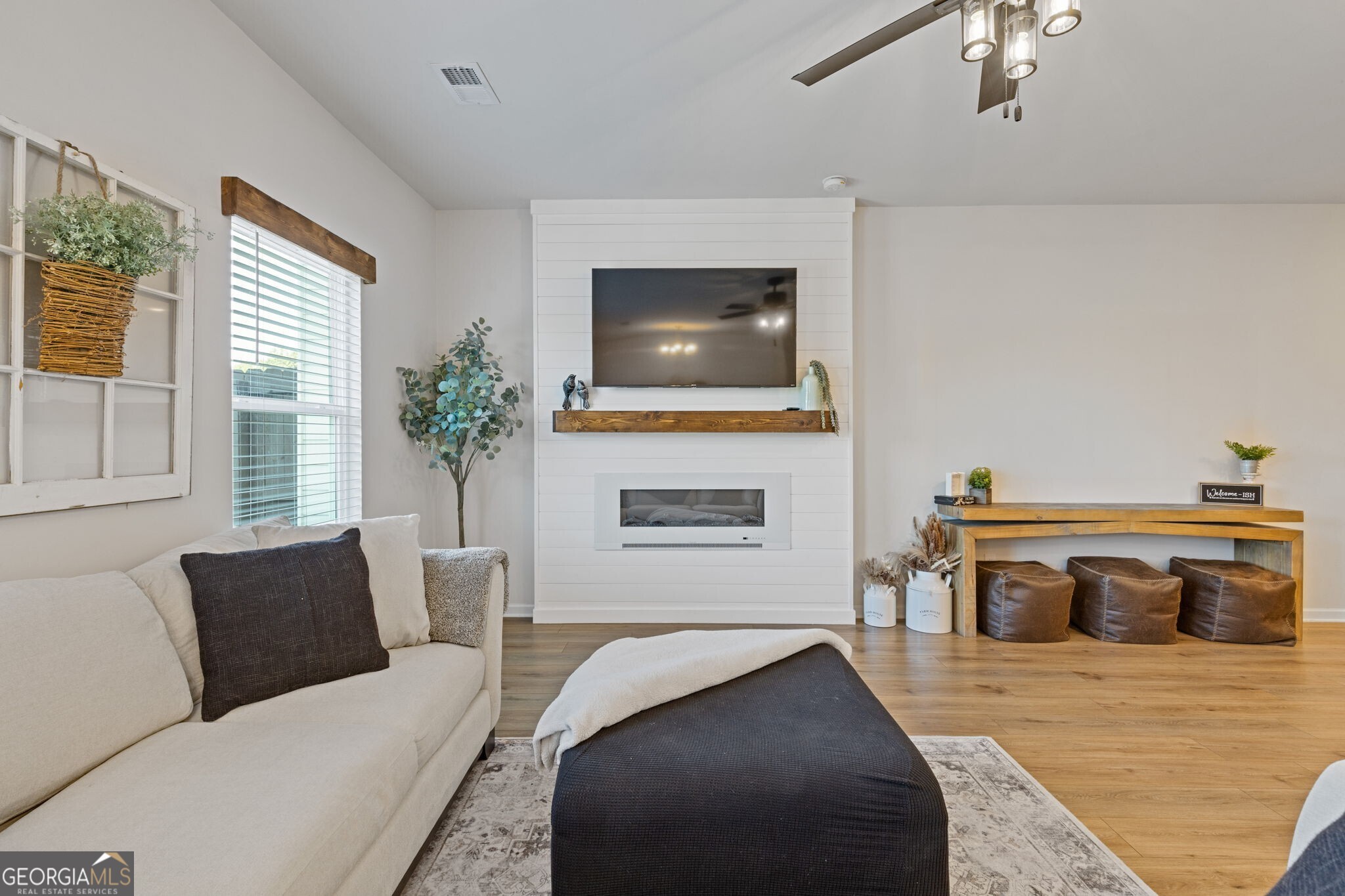 60 Huntley Trace