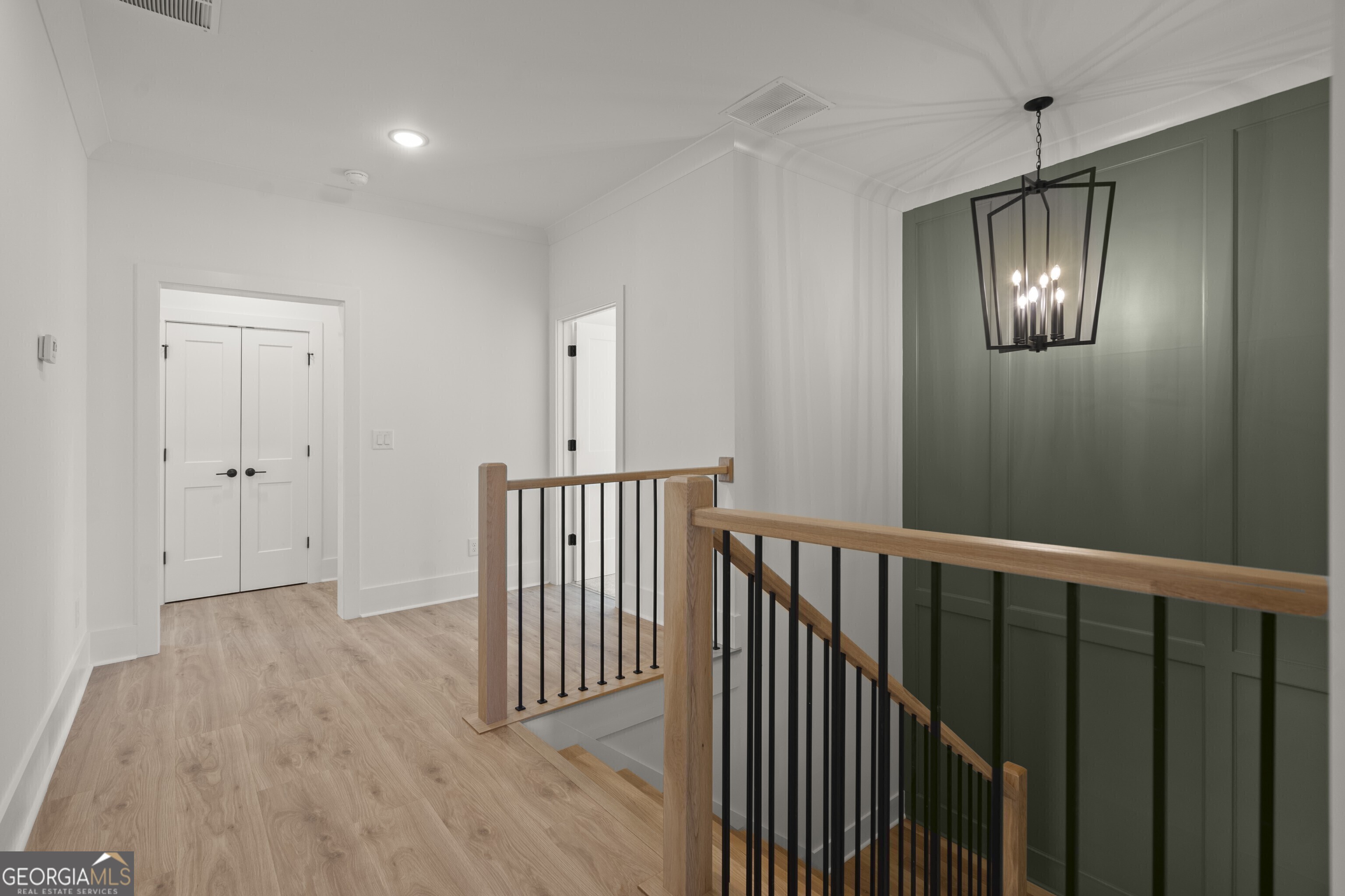5129 Lee Road