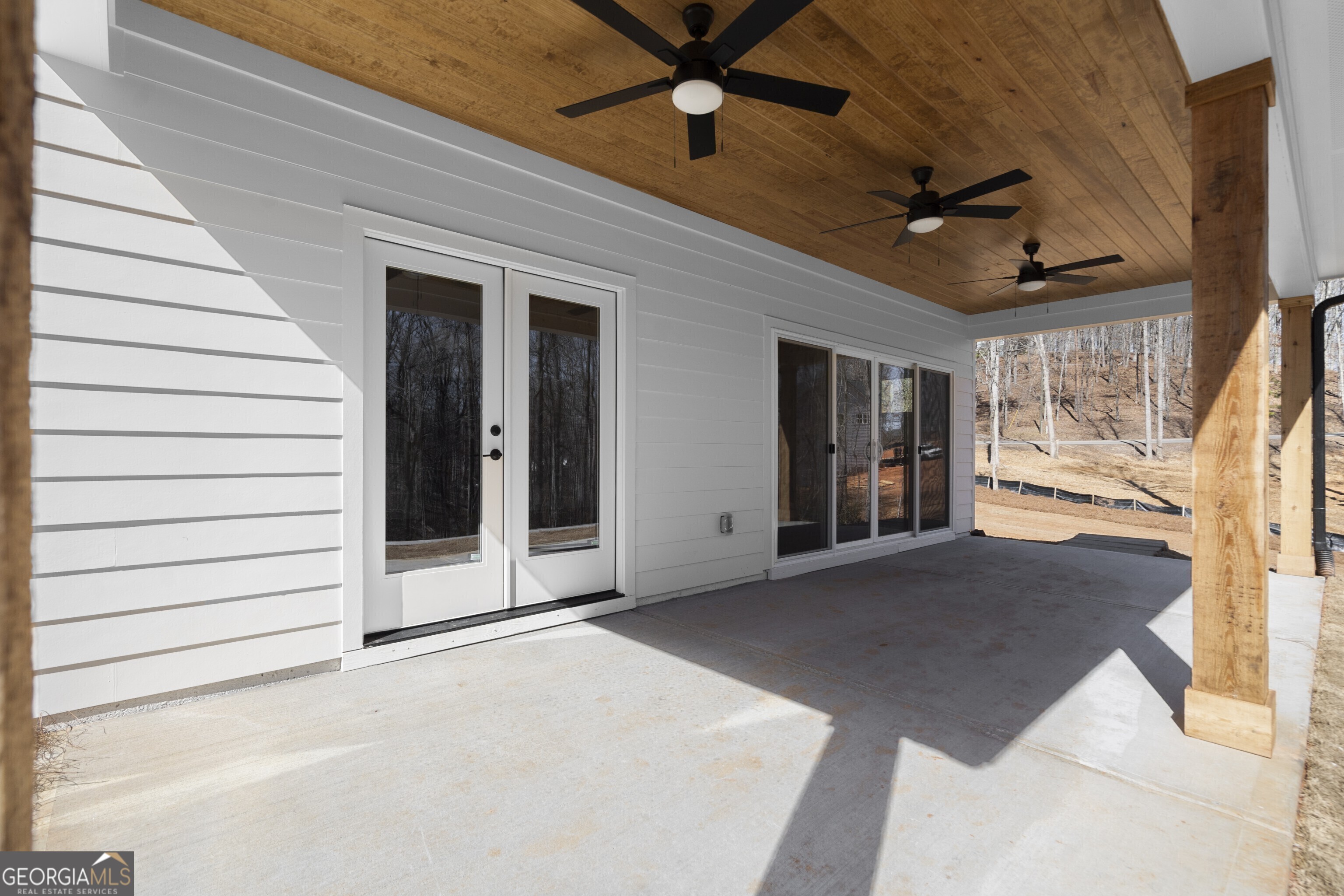 5129 Lee Road