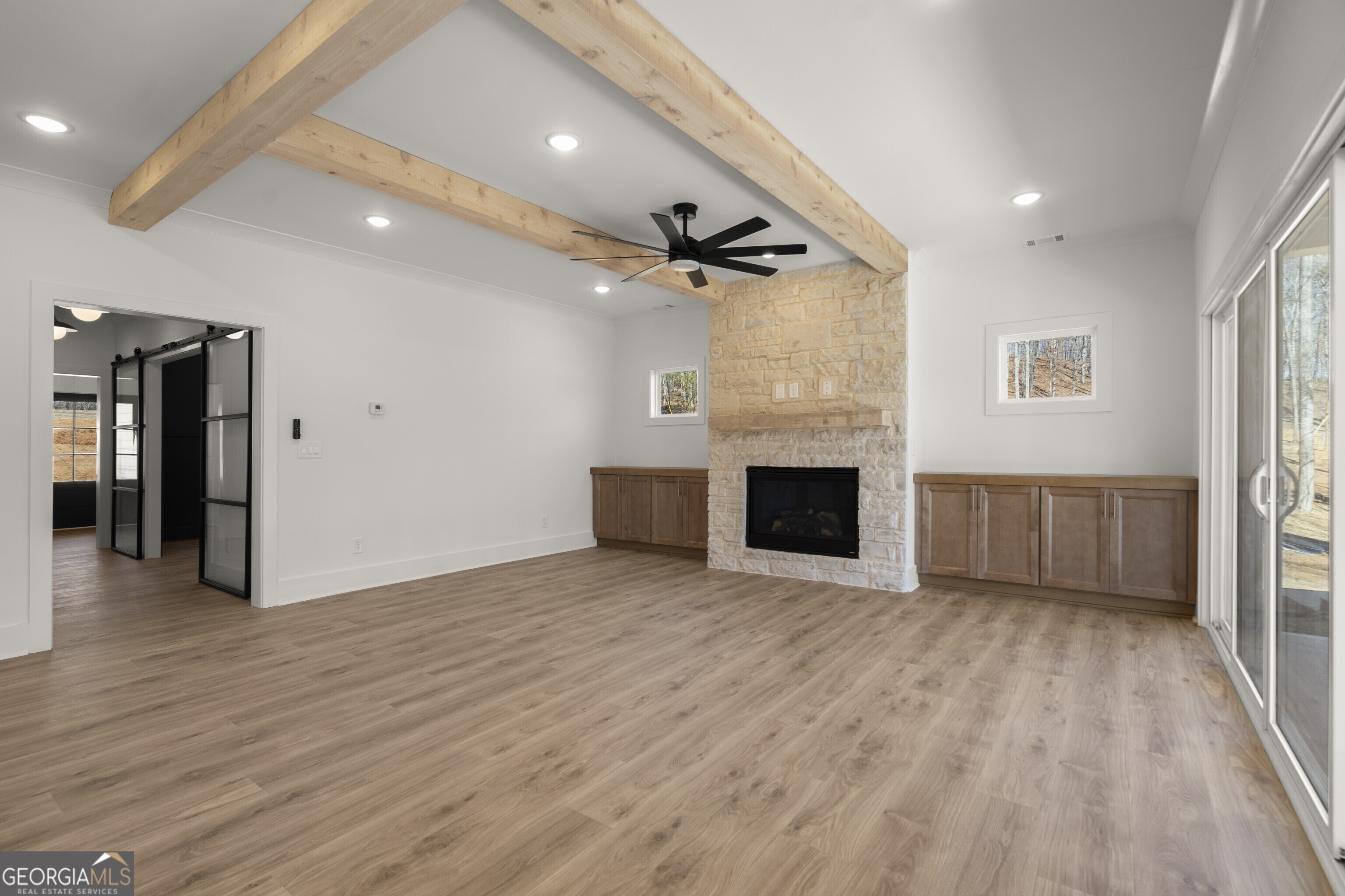 5129 Lee Road