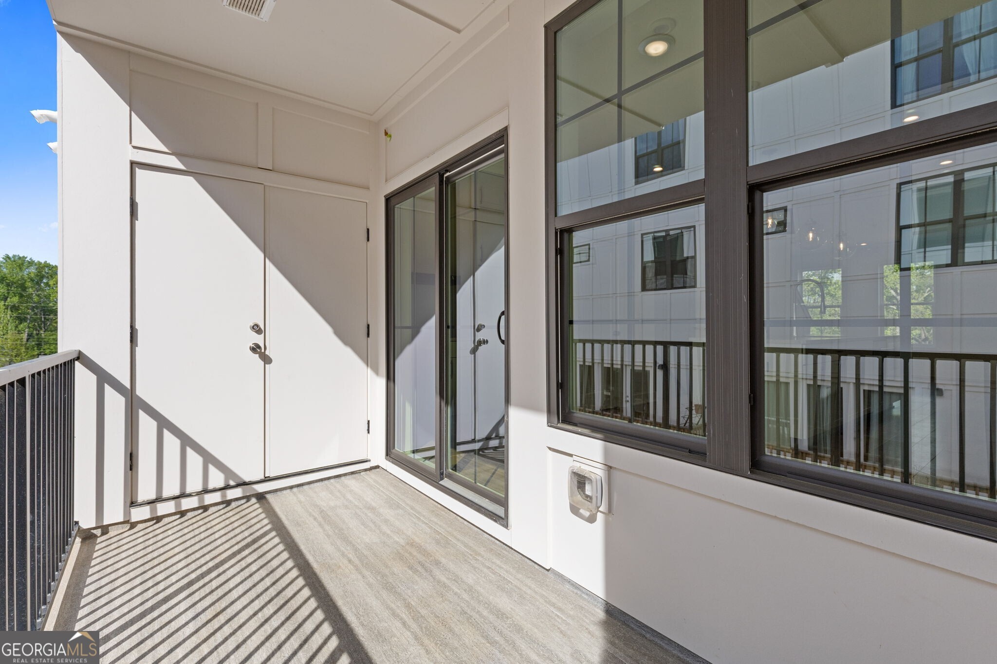 201 New Street # 105 Unit: 2304-105