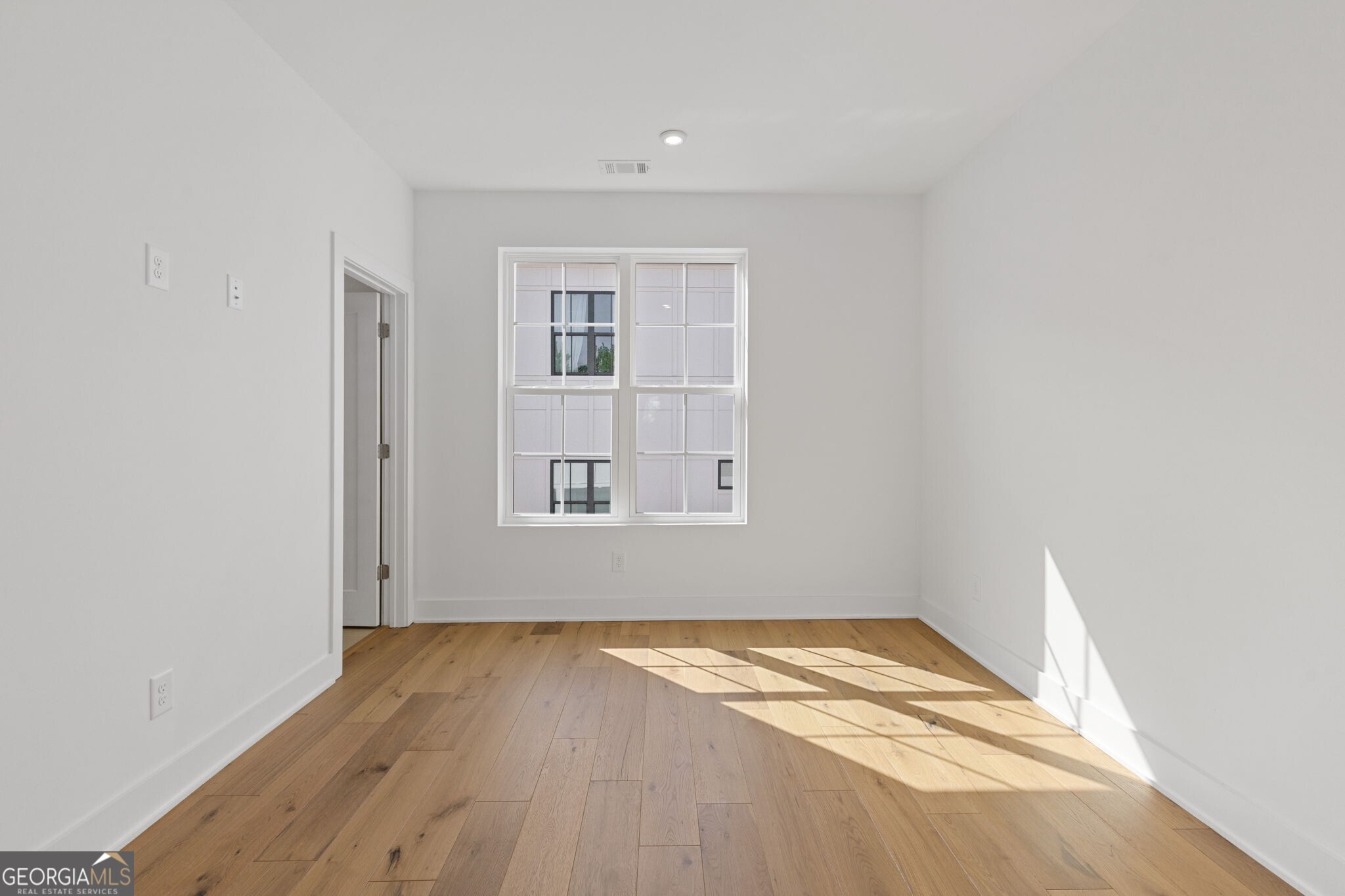 201 New Street # 105 Unit: 2304-105