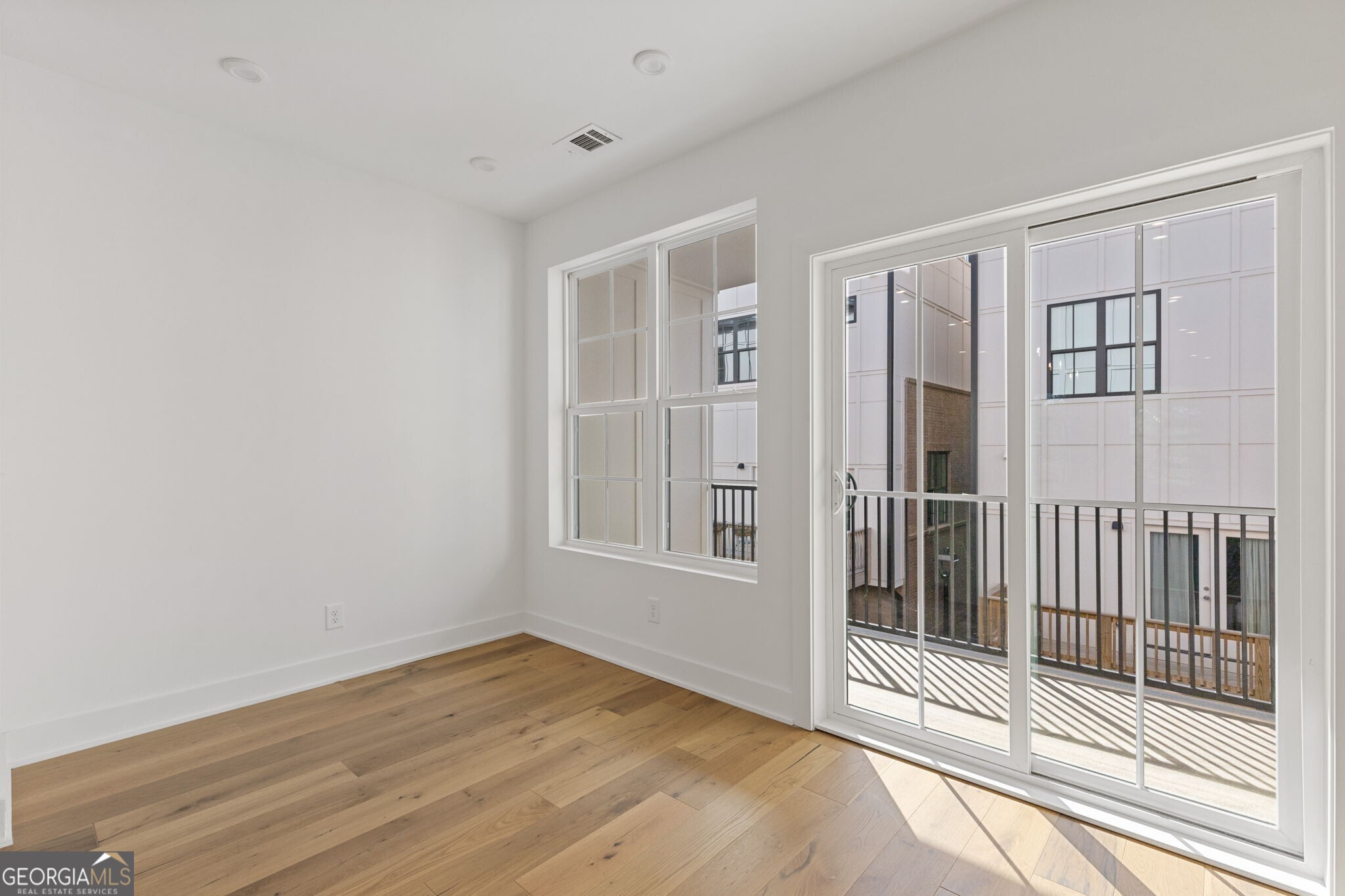 201 New Street # 105 Unit: 2304-105