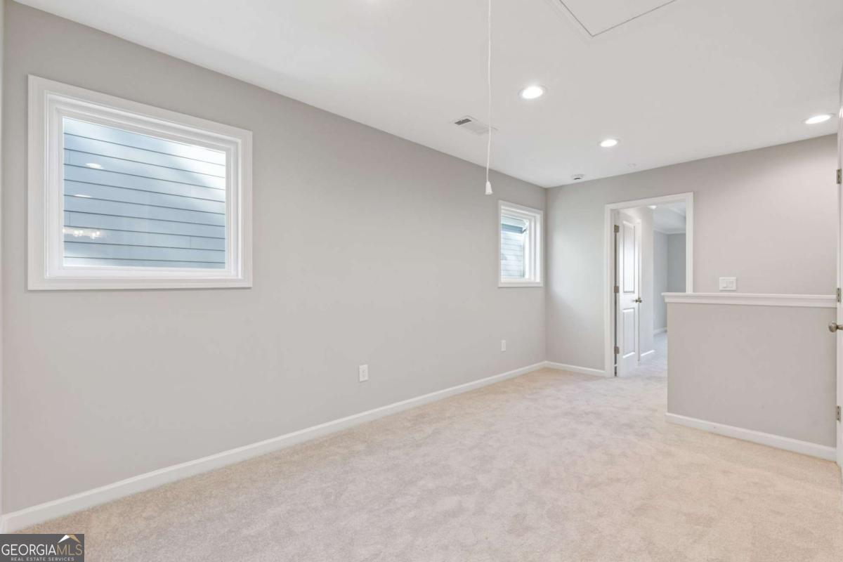 1944 William Glen Street