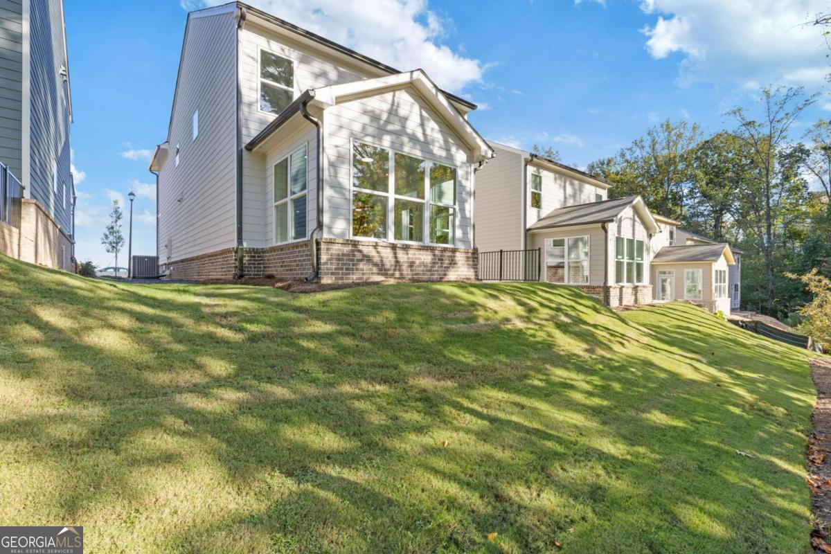 1944 William Glen Street