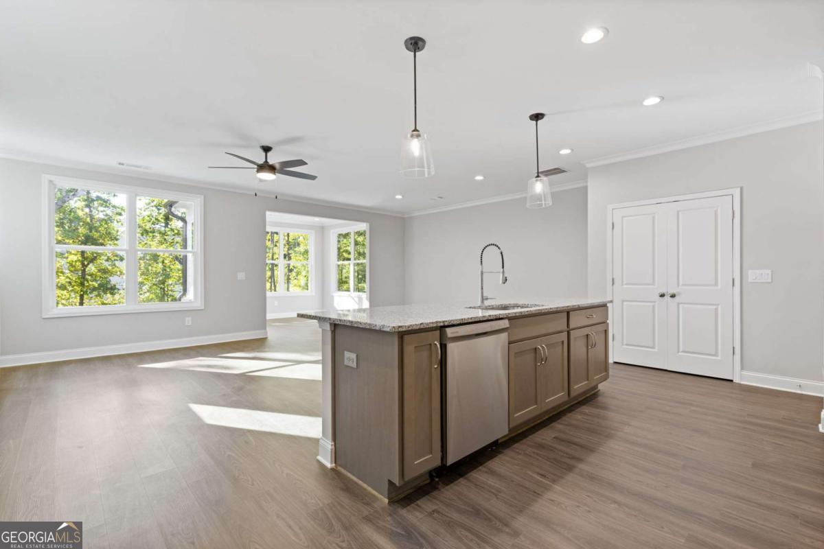 1944 William Glen Street