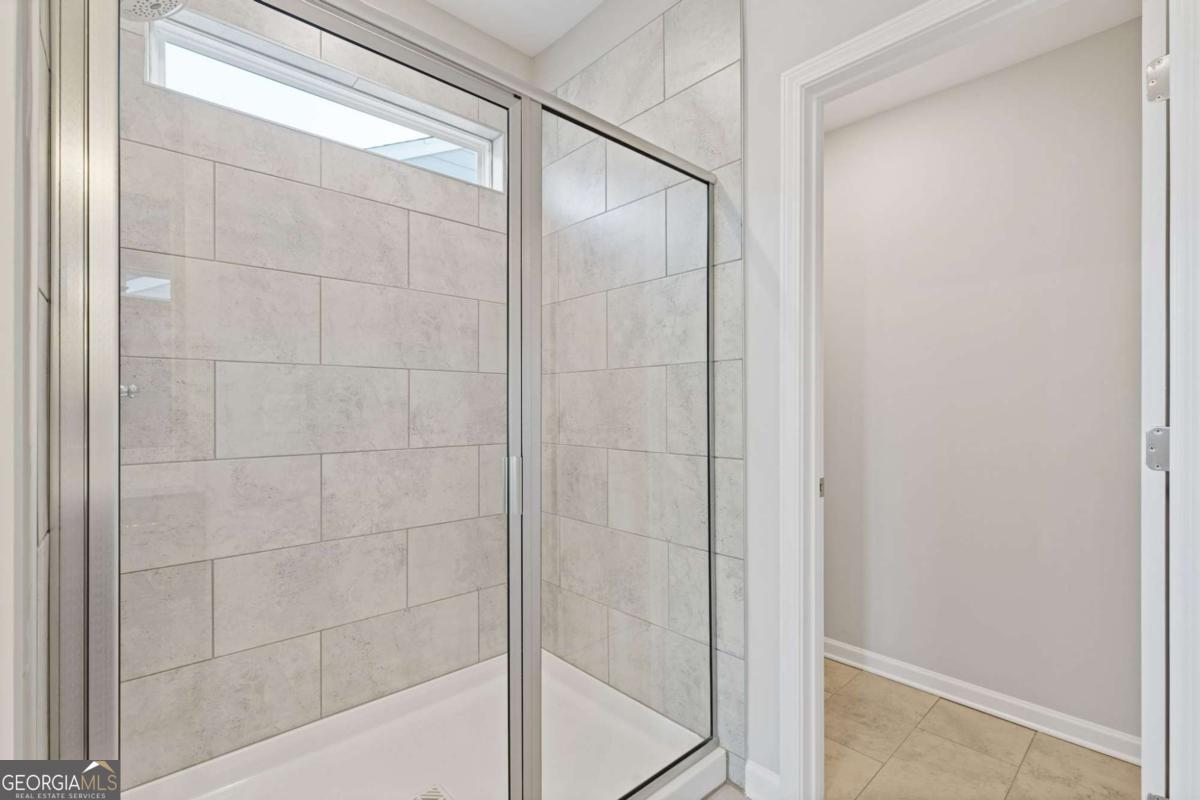 1944 William Glen Street