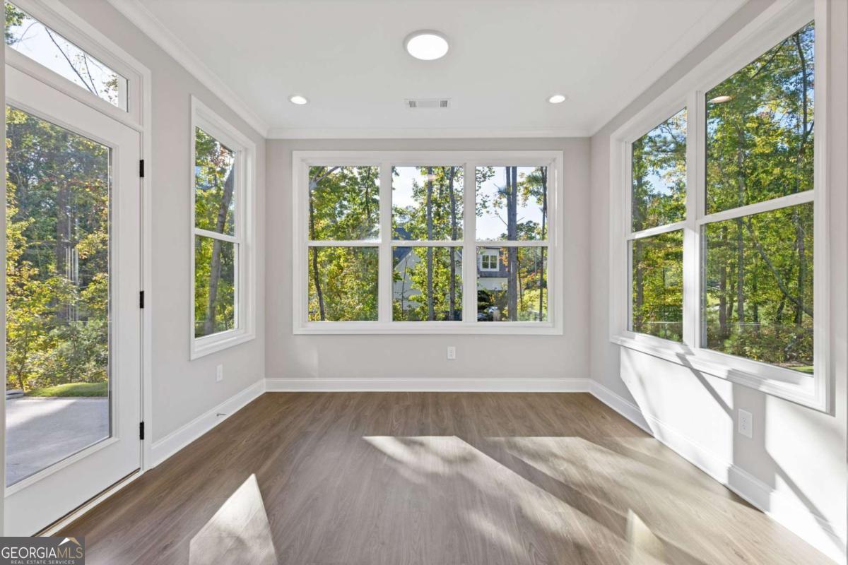 1944 William Glen Street