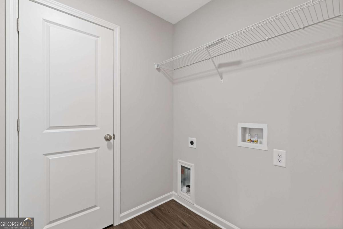 1944 William Glen Street