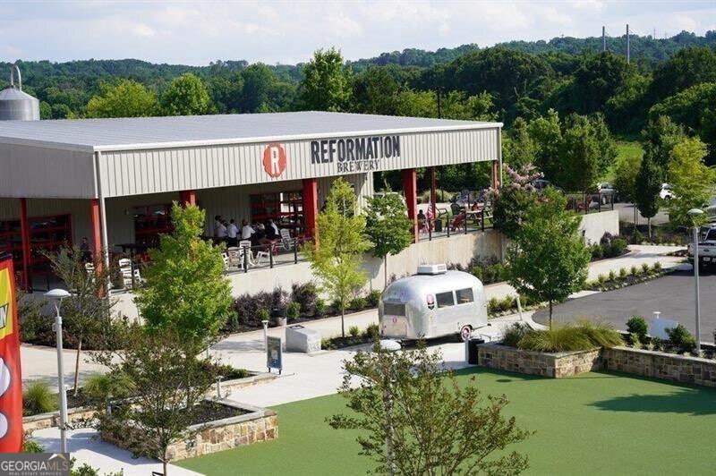 176 Railroad Street, Canton