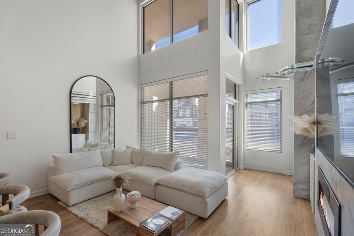 260 18th Street NW # 10224