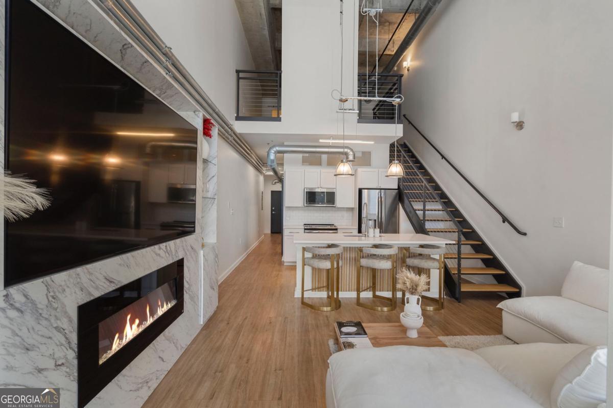 260 18th Street NW # 10224