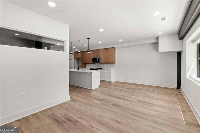 108 Park Place Unit 107