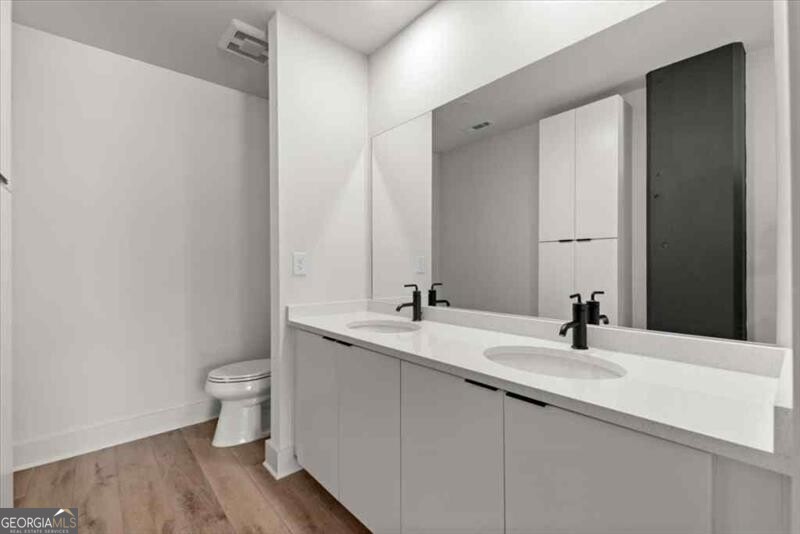 108 Park Place Unit 107