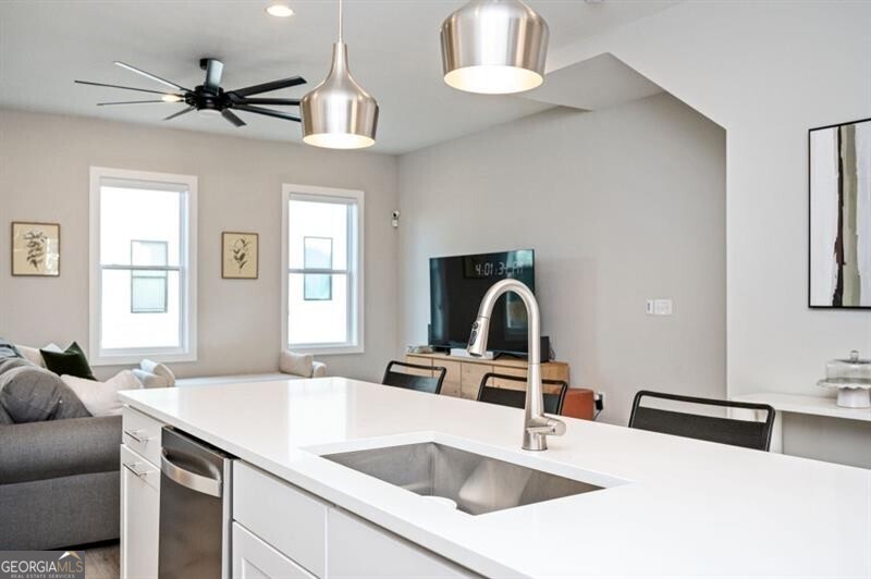 2003 Mahogony Lane NW