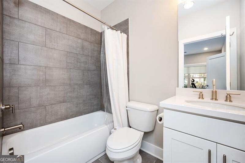 2003 Mahogony Lane NW