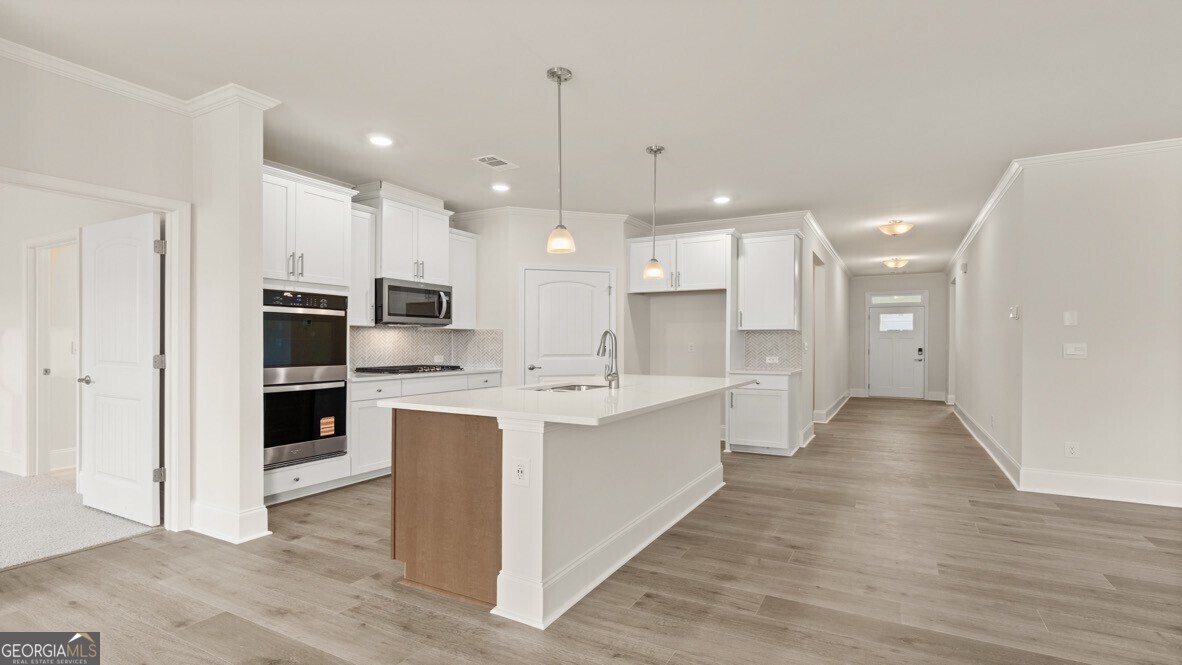 38 Lakeview Point