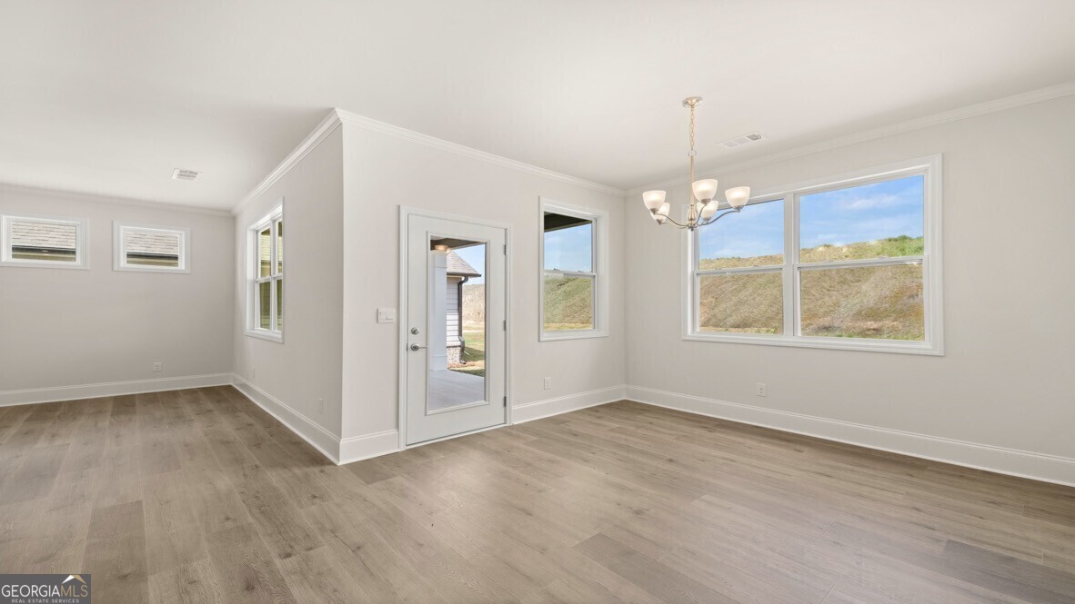 38 Lakeview Point
