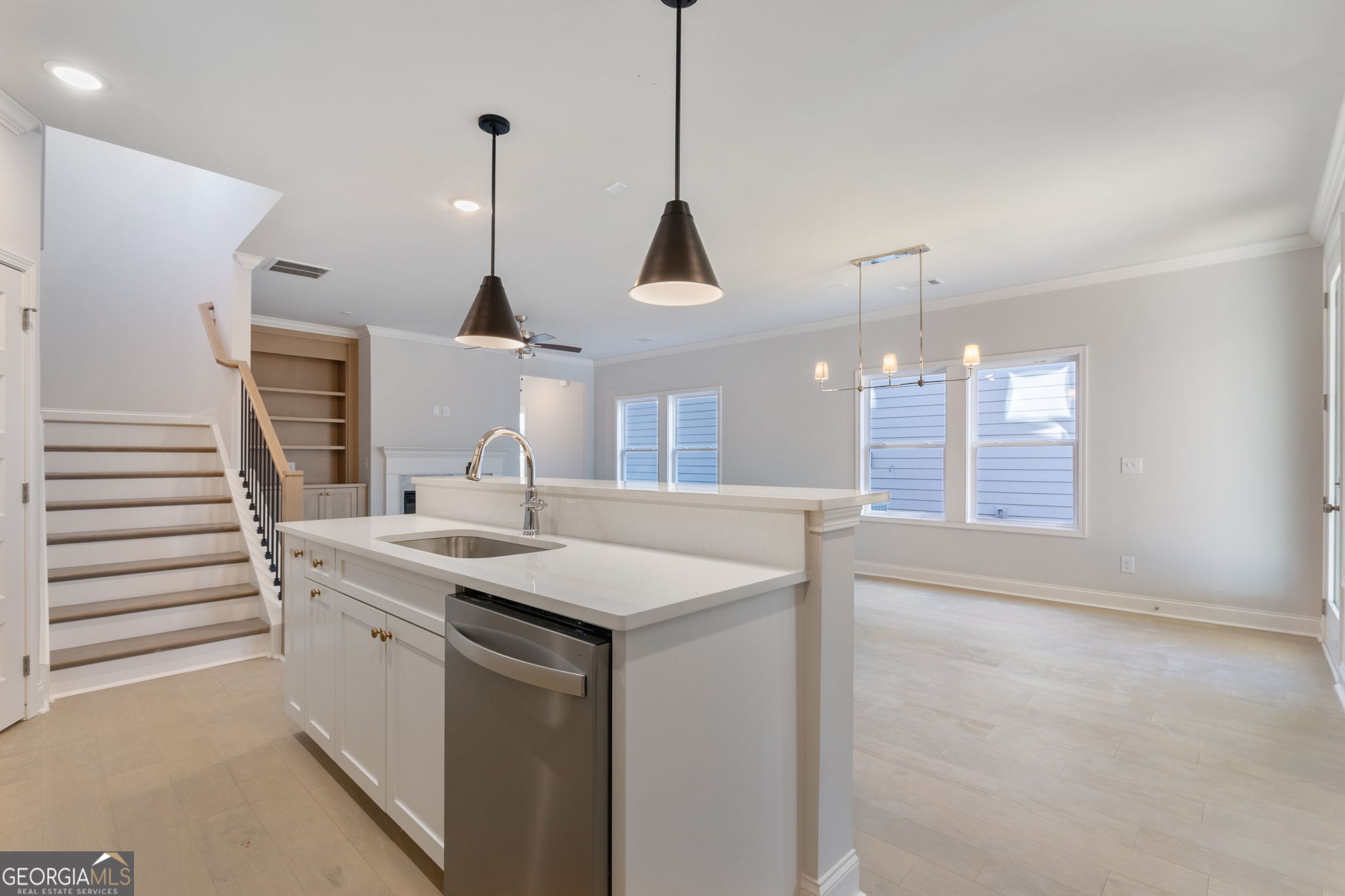 372 Summerville Lane