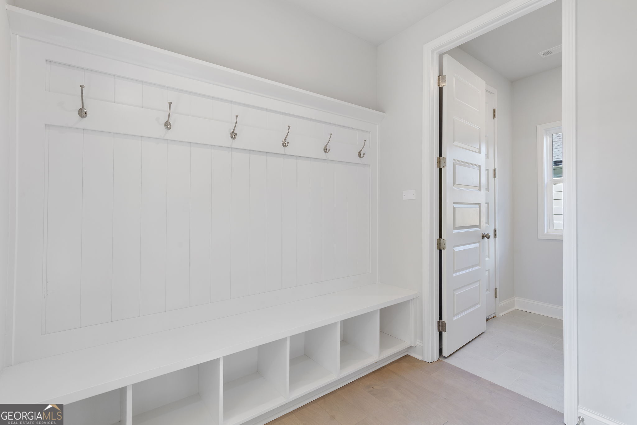 372 Summerville Lane