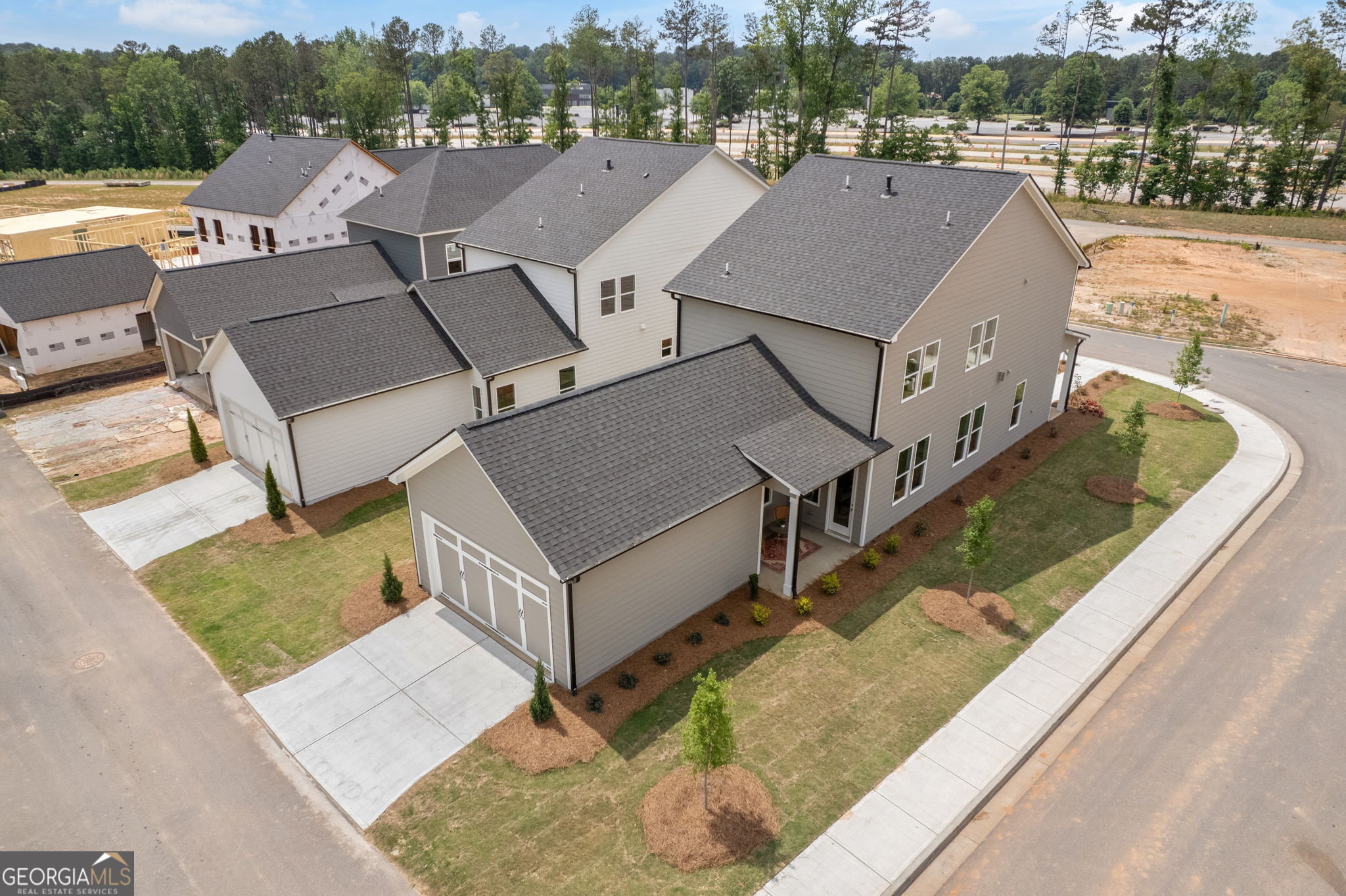 372 Summerville Lane
