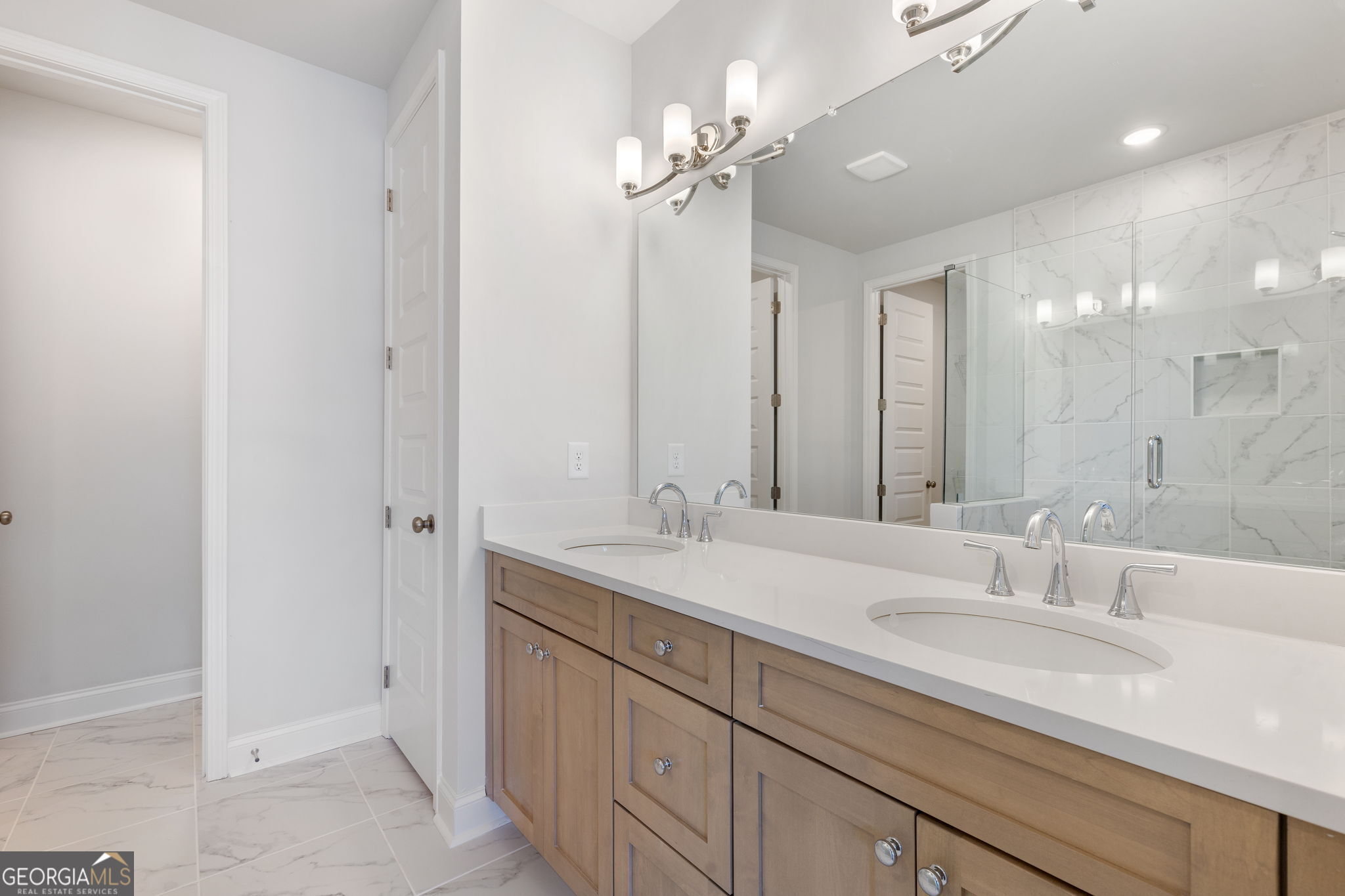 372 Summerville Lane